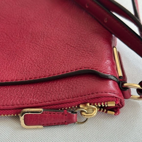 Coach Madison Pebbled Leather East West Swingpack - Picture 4 of 6